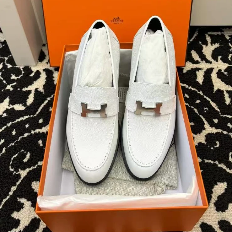全新未使用 Hermes/爱马仕 白银H扣乐福鞋/36码