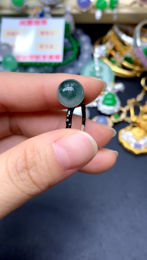18K金镶嵌戒指翡翠253 -中国好珍宝
