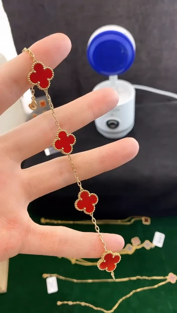 【闪购商品】玛瑙/玉髓手链18K金镶嵌.