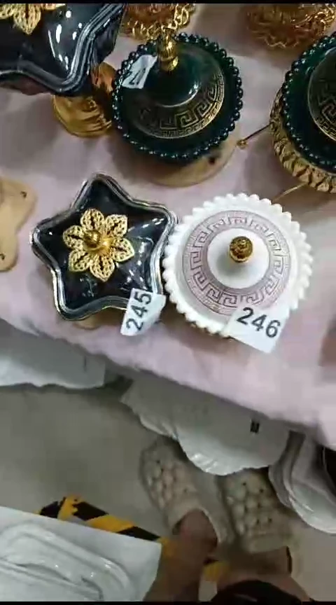 瓷用****4245+246果盒