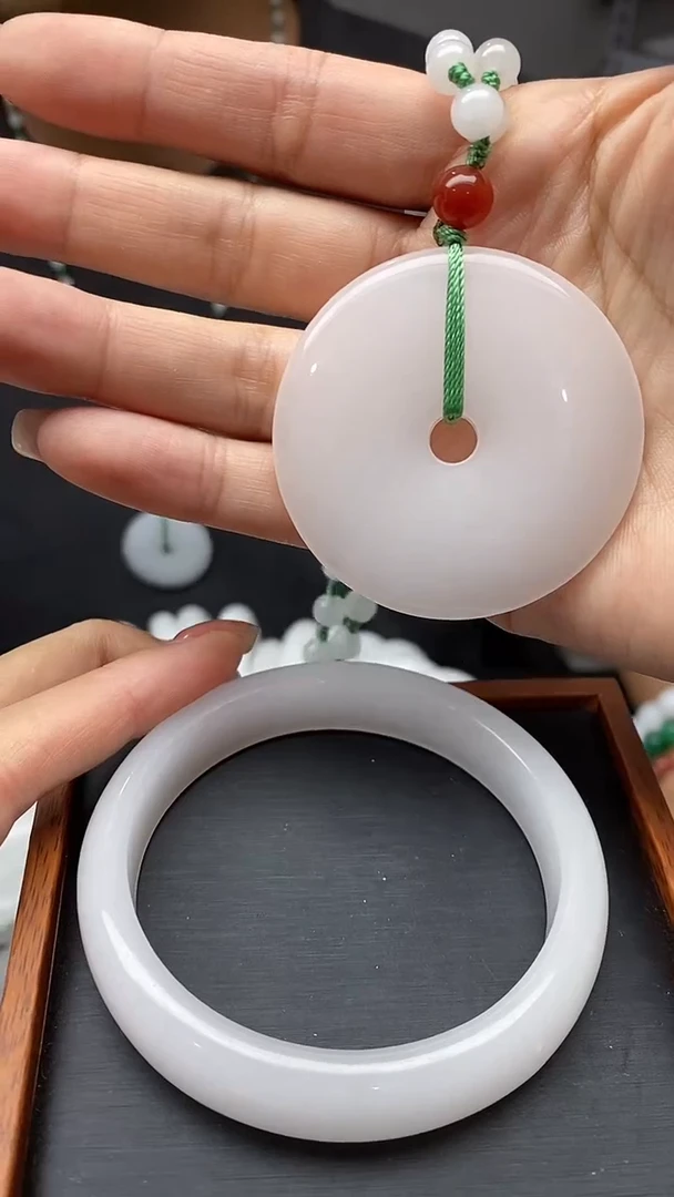 石英质玉（金丝玉）111未镶嵌111