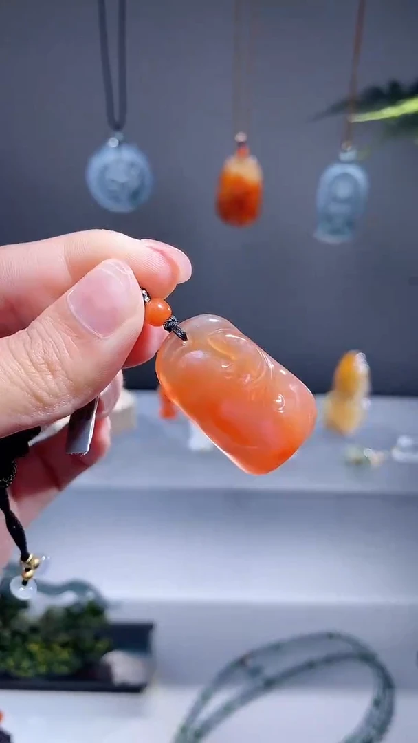 未镶嵌颈饰玛瑙/玉髓随形