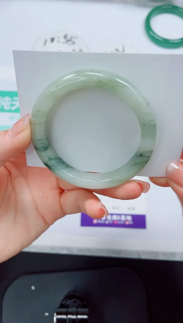 石英质玉手镯未镶嵌167/53.8