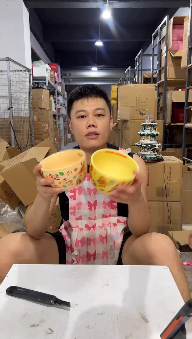 瓷片维尼大碗加奇奇蒂蒂大碗微瑕