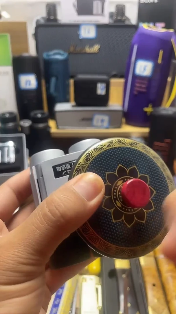 瓷片闪购商品 如图所示