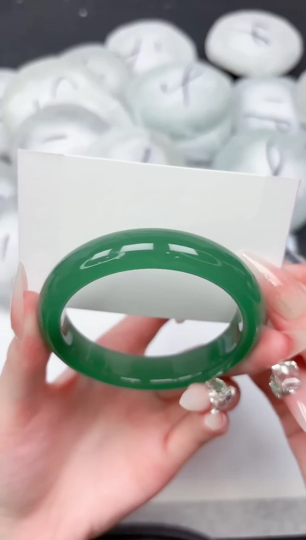 未镶嵌手镯石英质玉234-58.1