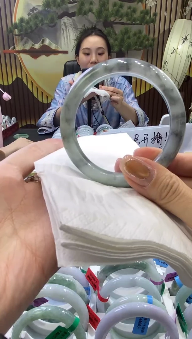 未镶嵌手镯翡翠0004742