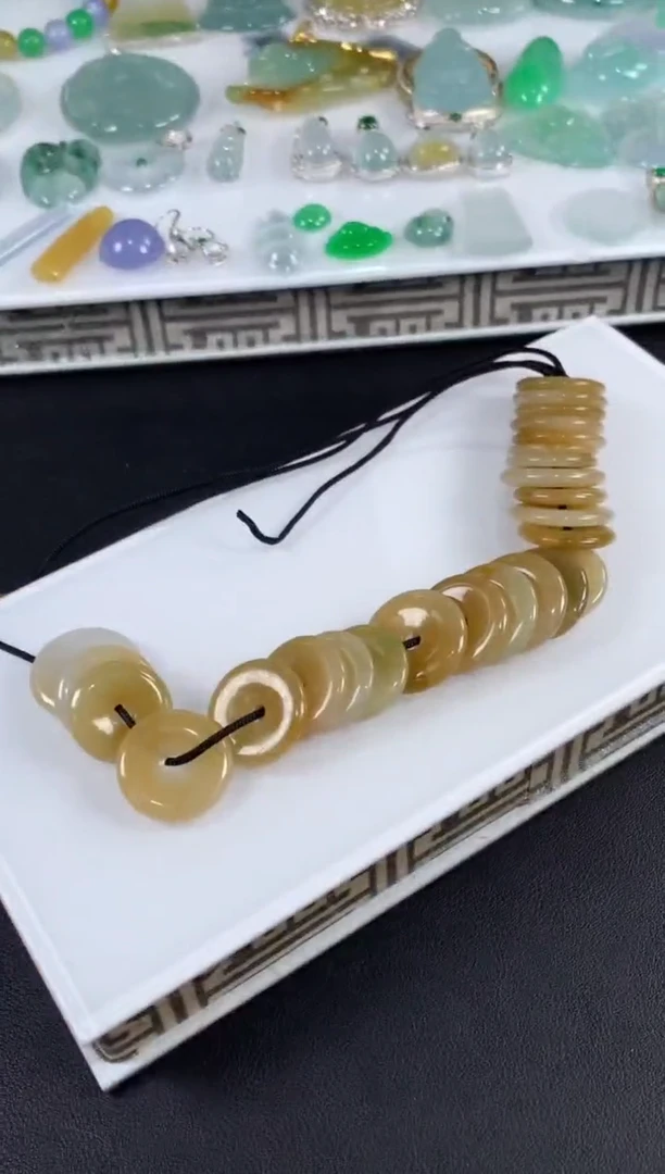 颈饰未镶嵌翡翠多样性发一件