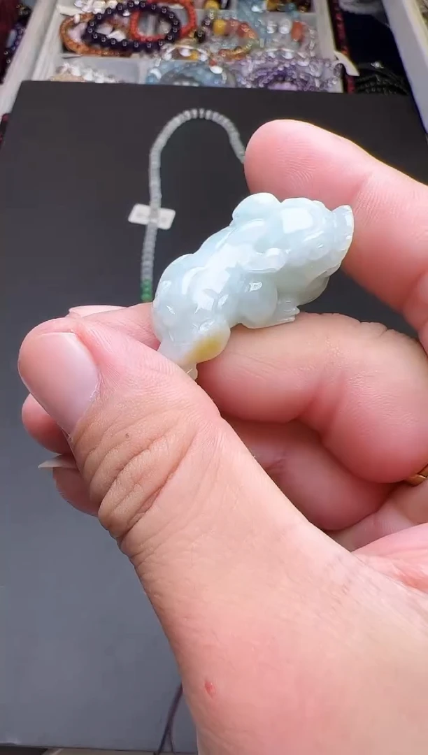 颈饰未镶嵌翡翠兮*霏翡翠貔貅