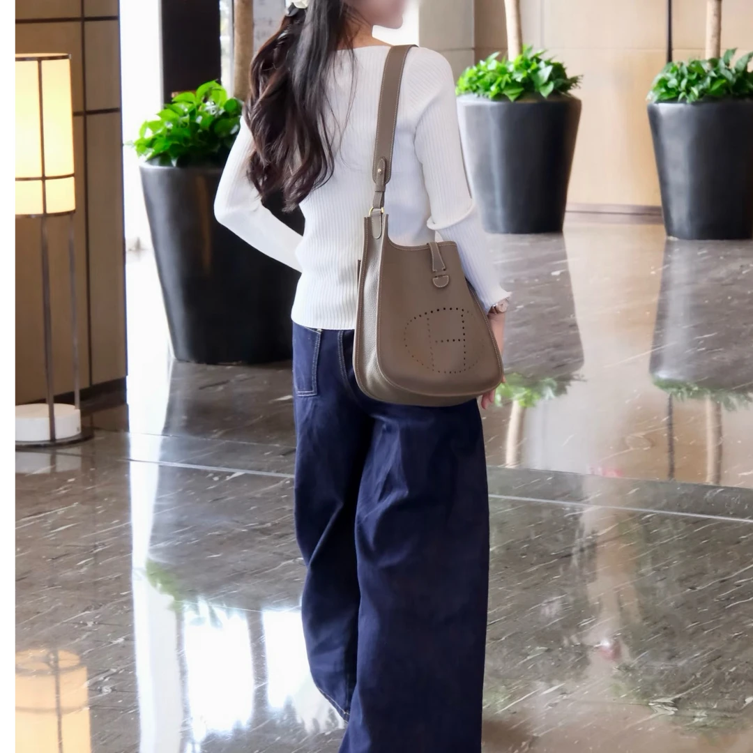 95新 Hermes/爱马仕 Azul-大象灰TC皮Evelyne29斜挎包51276