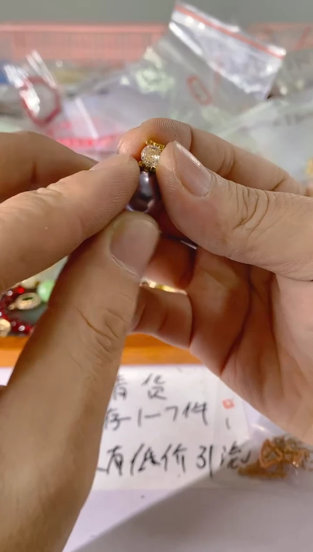 【闪购商品】水晶颈饰未镶嵌416红宝，蓝宝，贝珠多样性发一件赠链