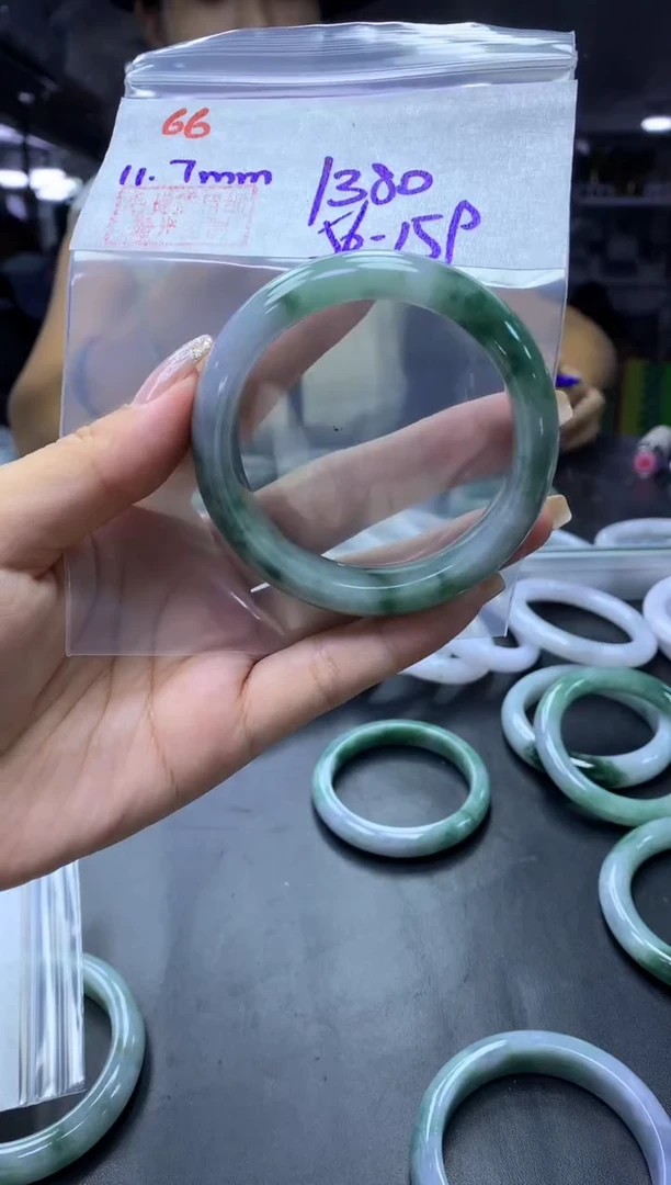 未镶嵌定制翡翠66手镯56+1380元+拍一发一