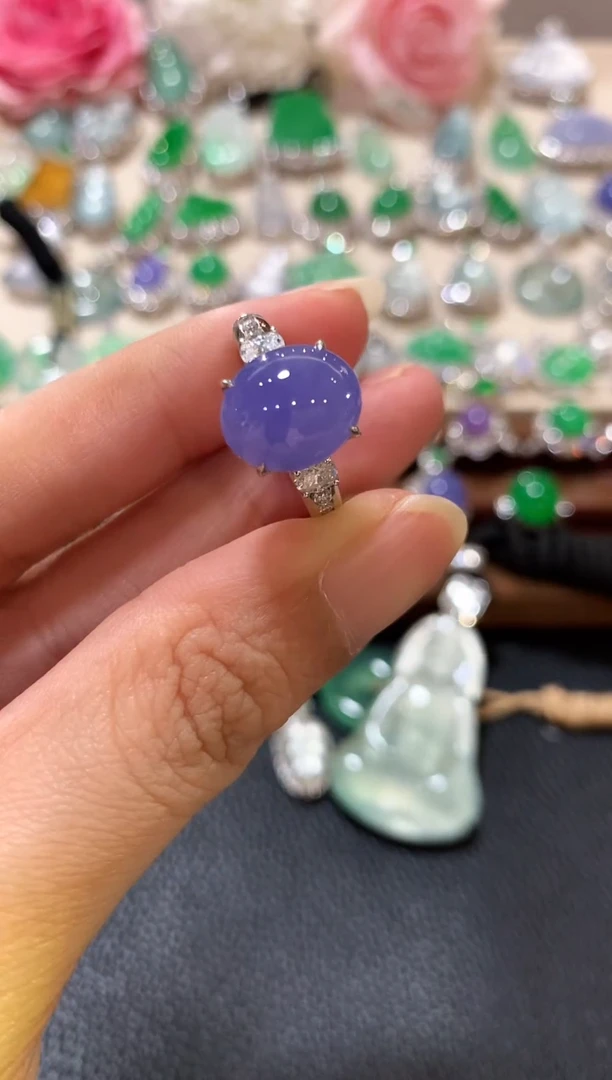 18K金镶嵌戒指翡翠m127 紫色有色差 尾款69800