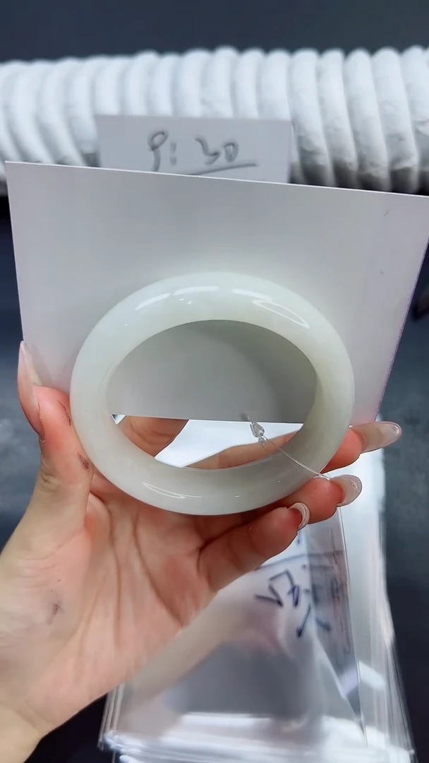 未镶嵌手镯和田玉44/56