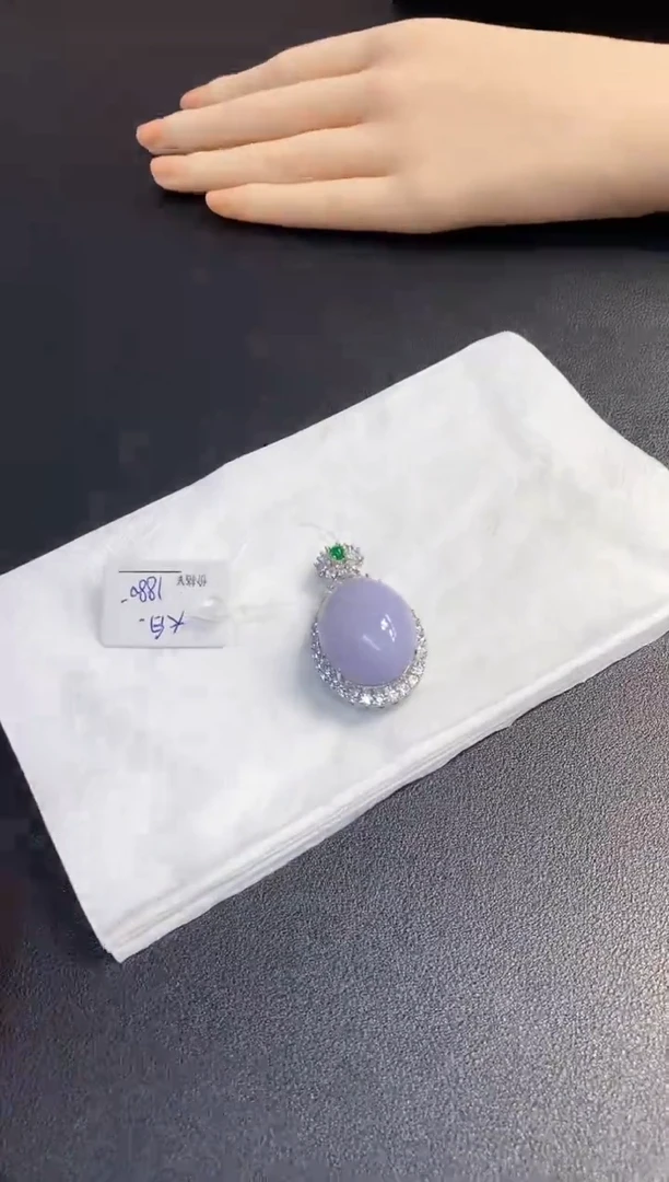 吊坠(不含链)银S925镶嵌翡翠大****黑鸽子蛋