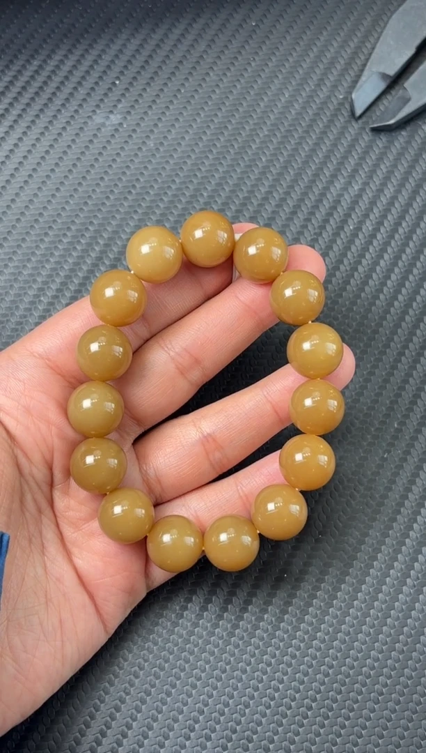 未镶嵌手串和田玉若羌微色差卡14m