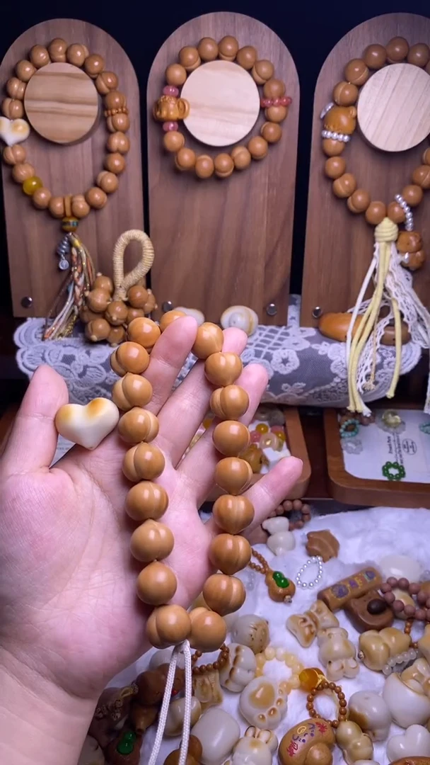 吊坠猴头核桃陌**笑全品光面柯基爱心绿跑环新绿流苏