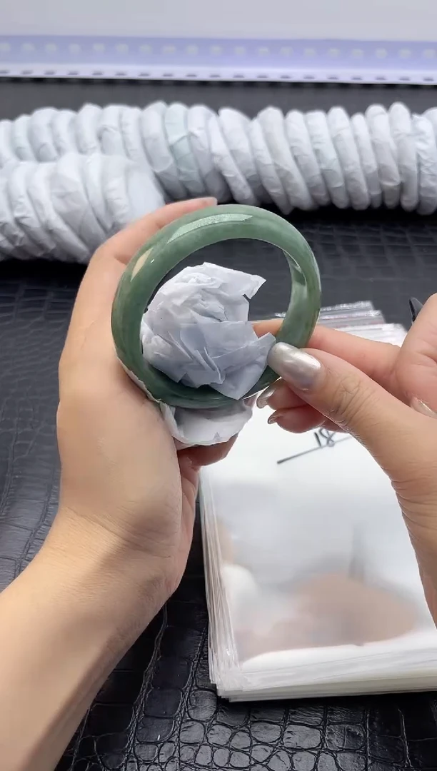 手镯所见即所得拍啥发啥18