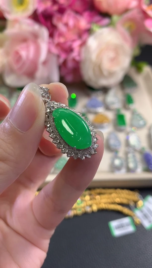 吊坠(不含链)18K金镶嵌翡翠d69