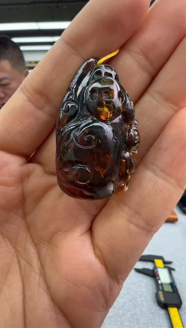 【闪购商品】琥珀颈饰未镶嵌173秒拍号