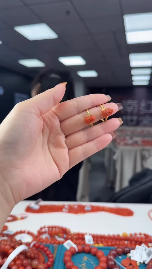 未镶嵌珠串南红玛瑙多样发其一/2509130199