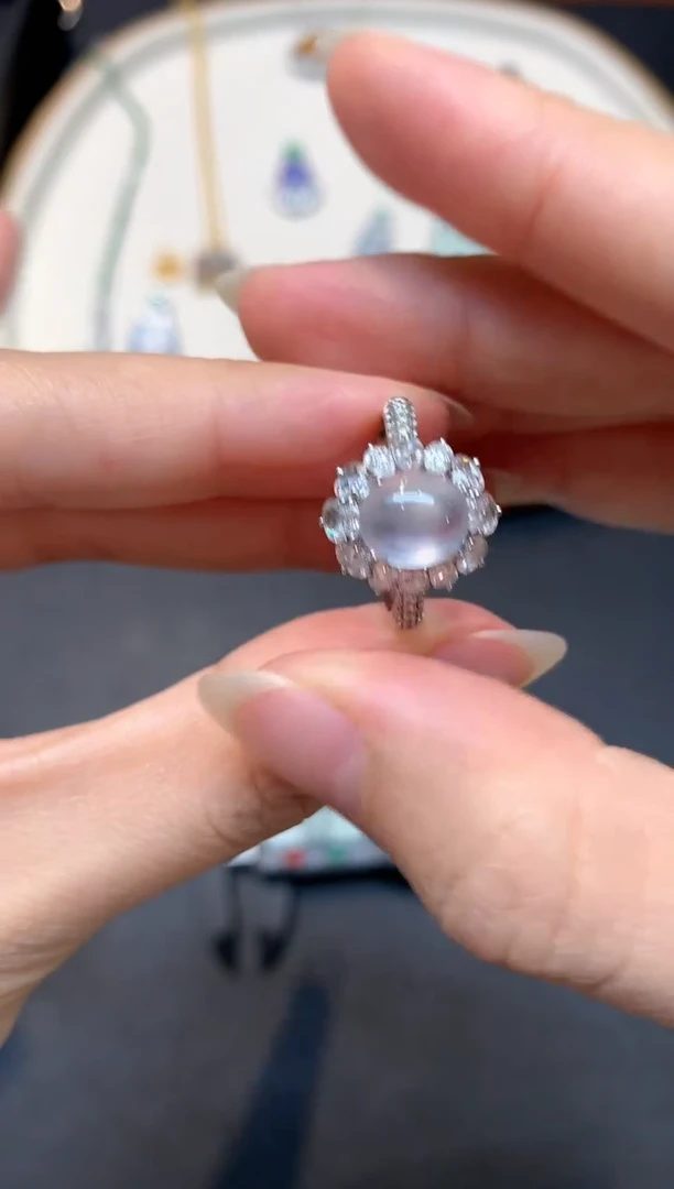 18K金镶嵌翡翠耳饰W820|15000