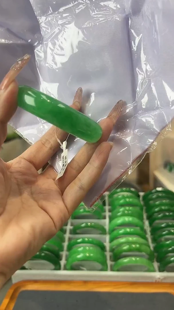 【闪购商品】砖雕a21圈口56.5 独货手镯