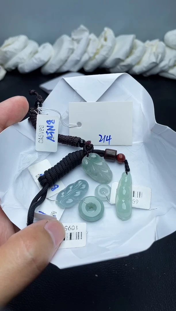 未镶嵌手镯翡翠214