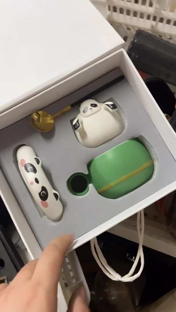 无运费险有瑕疵的摄影的产品有使用过的痕迹有点脏介意勿拍