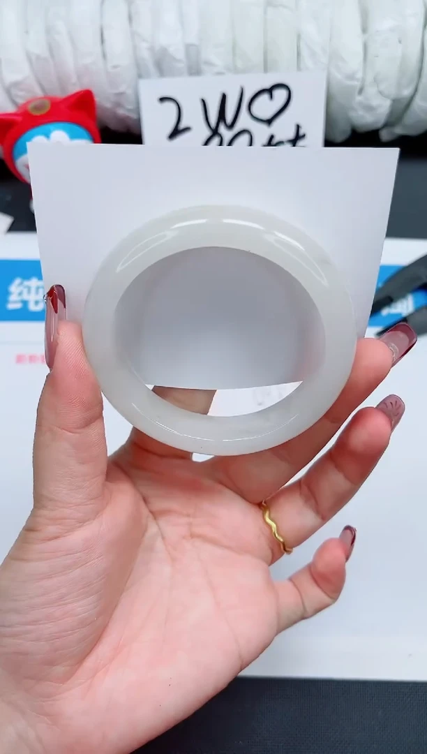 【闪购商品】石英质玉手镯未镶嵌354
