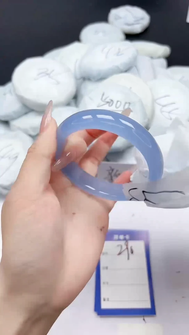 未镶嵌手镯石英质玉290/5859