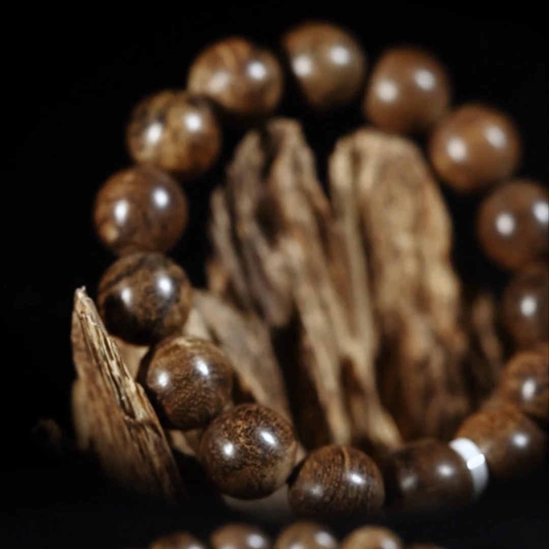 【天然野】芽庄红土手串(沉水）1.4 净重：约23.6