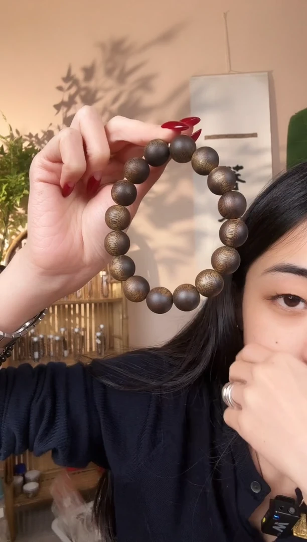 【闪购商品】沉香手串1.4圆珠单圈1件多样性发货-19