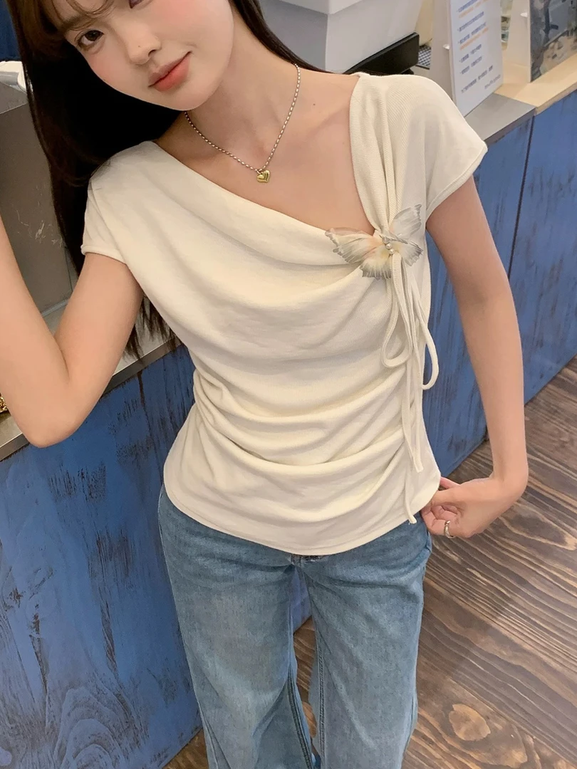 新款101-200辣妹纯欲风格时尚装上衣，设计感高腰休闲百搭短款小众