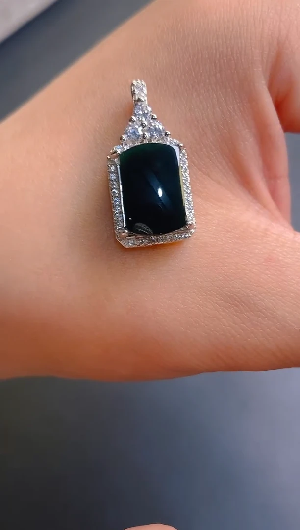 【闪购商品】翡翠耳饰银S925镶嵌天然A货翡翠1