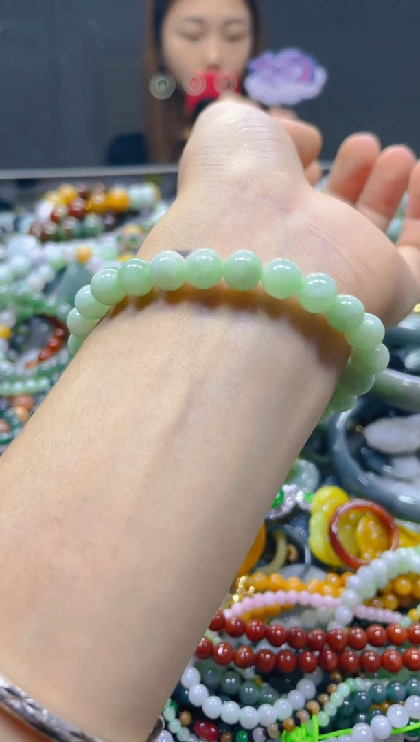 颈饰未镶嵌翡翠7MM