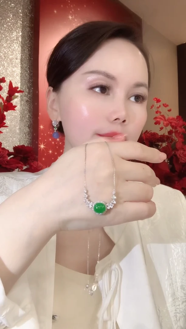 套链18K金镶嵌翡翠齐*D12