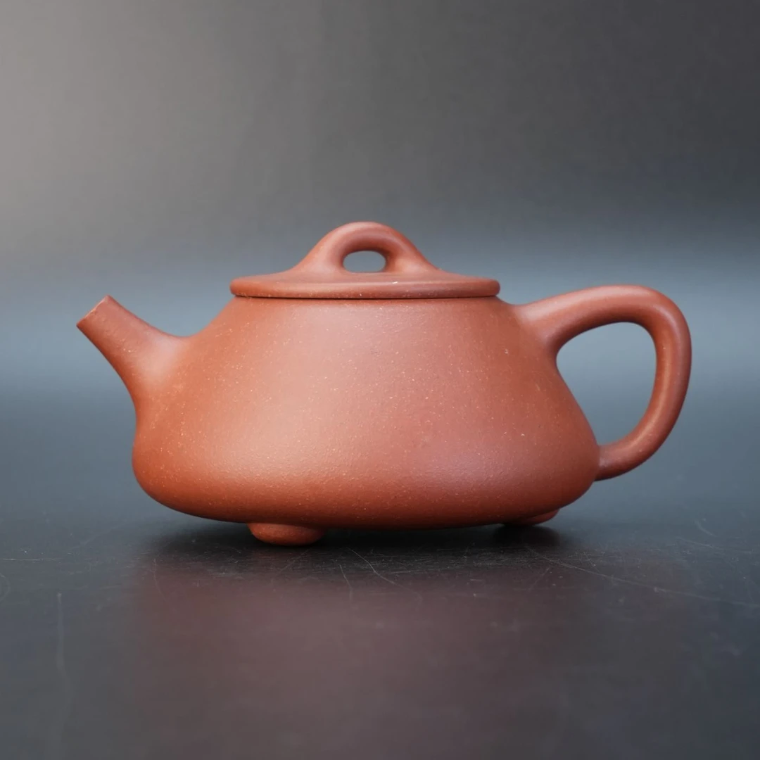 lot21949 1510 蒋斌 底槽清石瓢壶 300cc