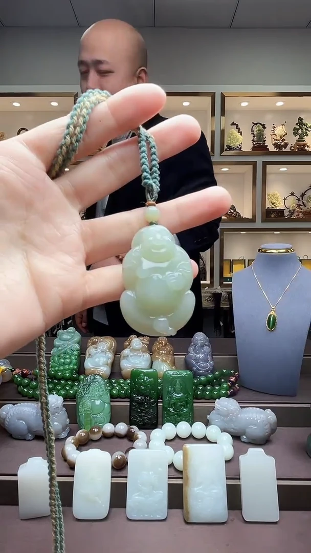 【闪购商品】和田玉颈饰未镶嵌苏