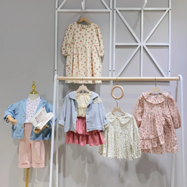 编号800-899男童女童儿童童装