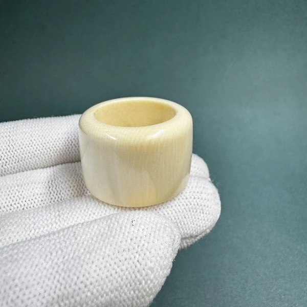 D1537天然猛犸牙素扳指 支持鉴定 假一罚四