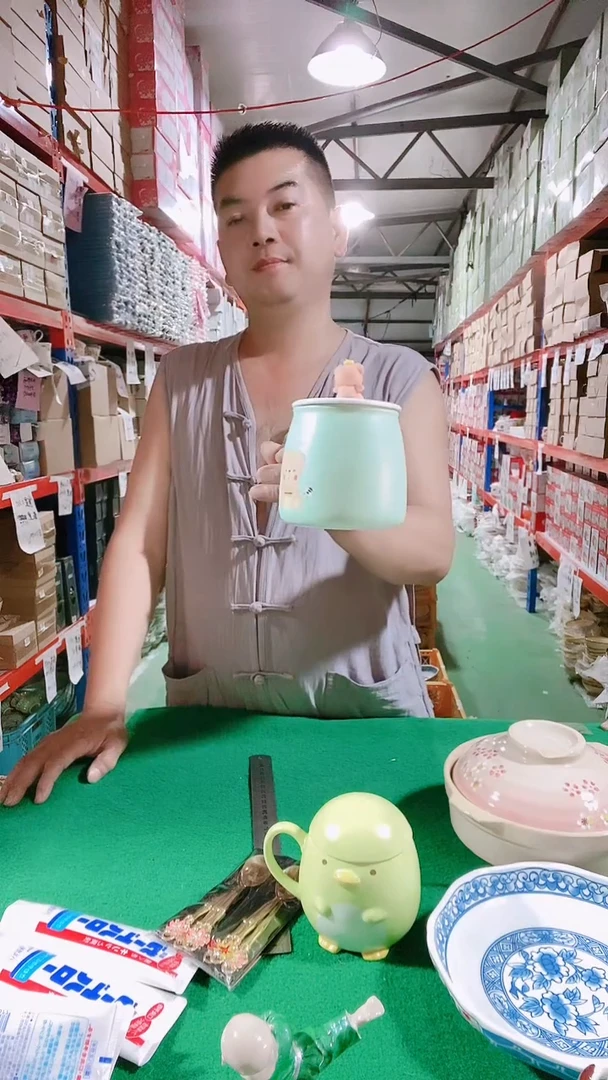 瓷片碗碟好物一件不留@@1