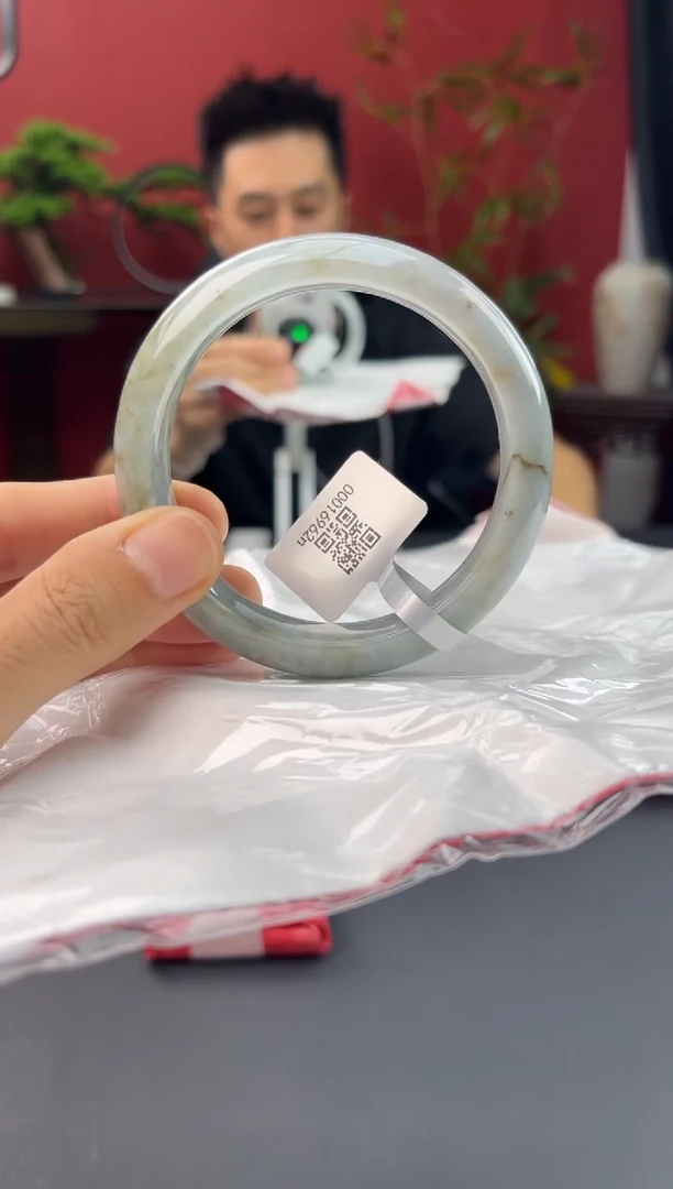 未镶嵌手镯翡翠5 62