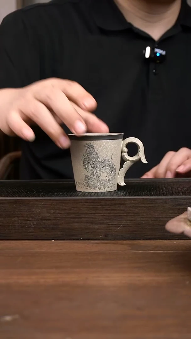 茶壶紫砂本绿粉浆刻绘把杯麒麟   150CC（01339）