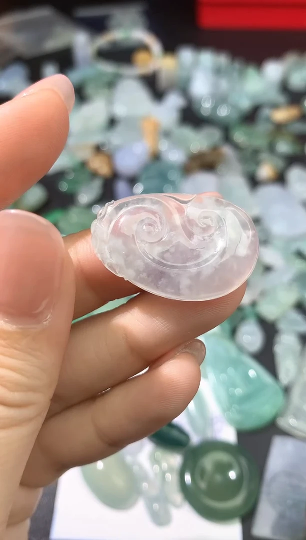 颈饰未镶嵌翡翠吊坠