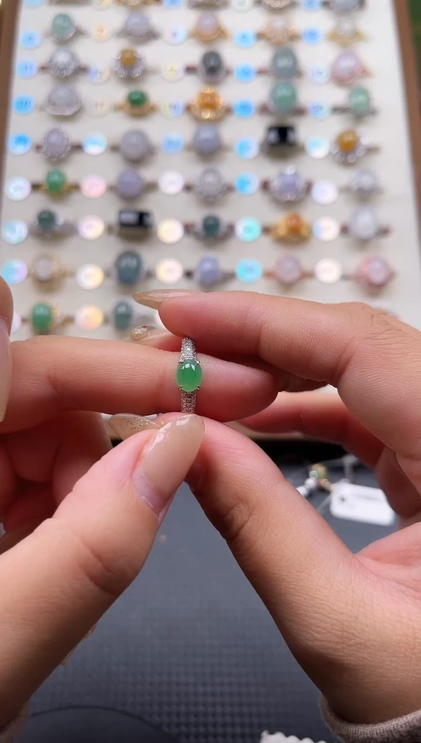 【闪购商品】翡翠戒指银S925镶嵌天然A货翡翠戒指