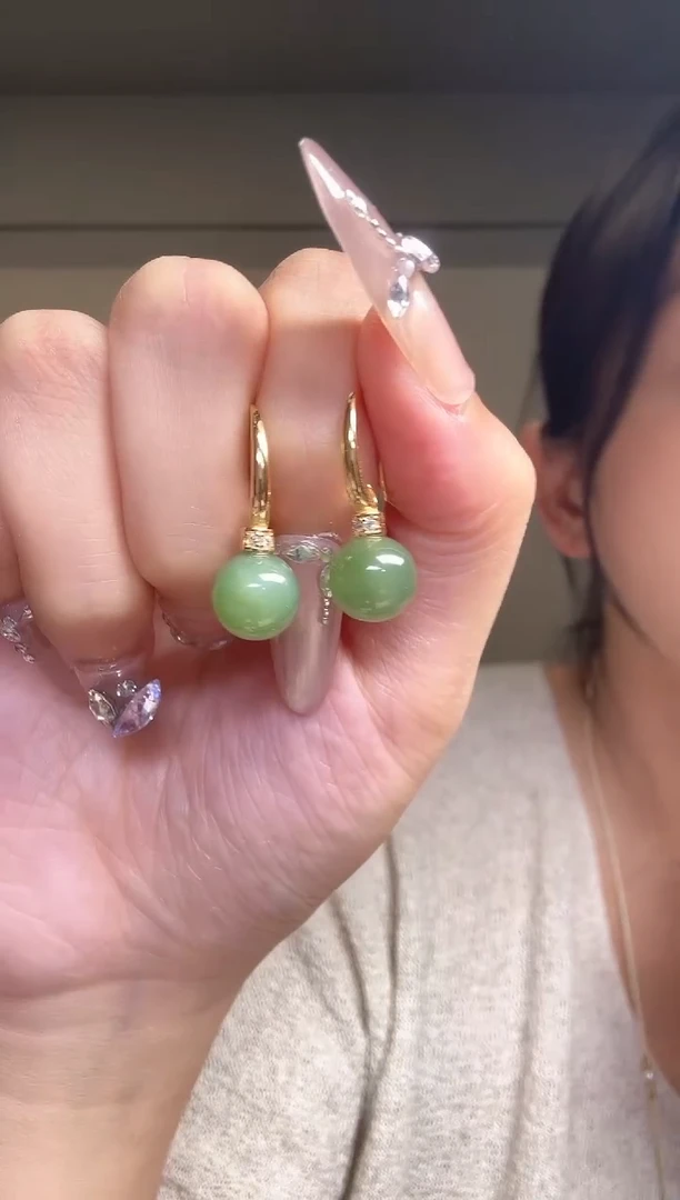 未镶嵌和田玉挂件耳钩