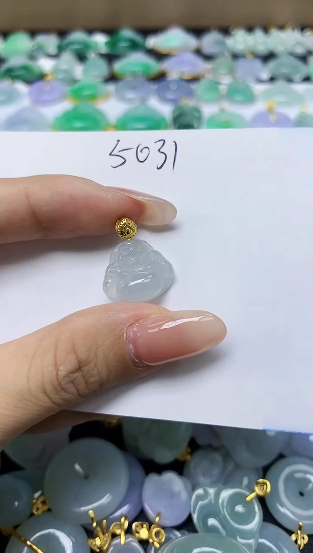 翡翠未镶嵌颈饰 天然缅甸翡翠A货
