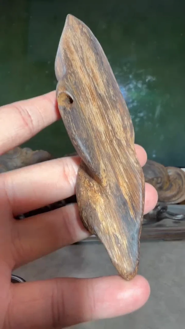 沉香手把件多样性发一