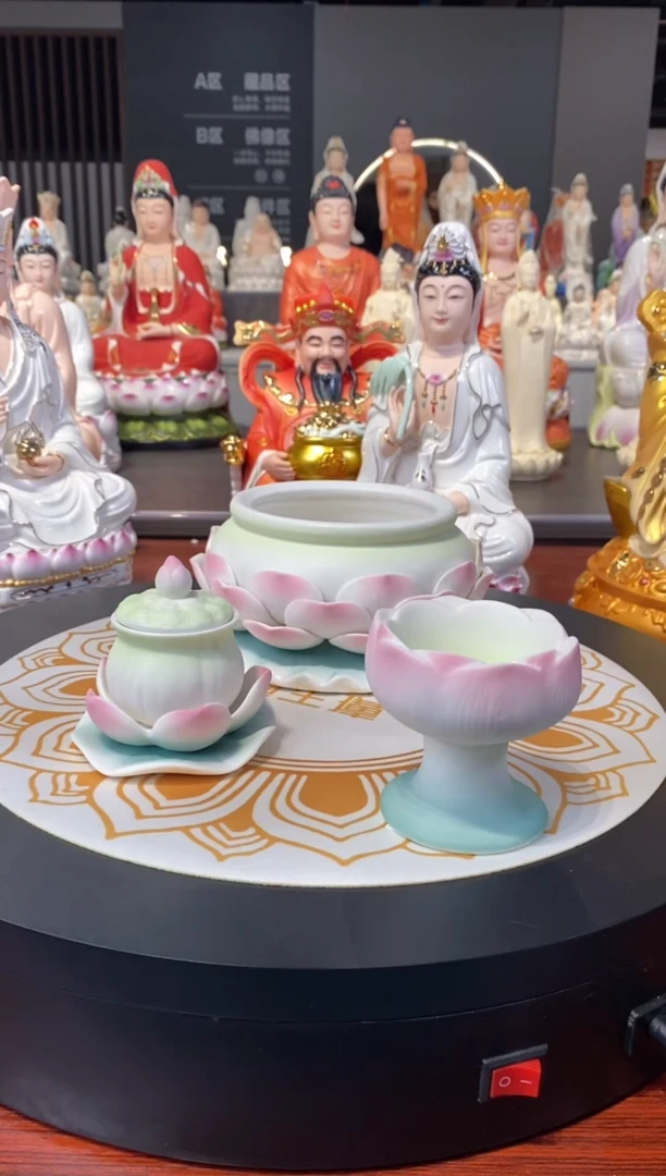 【闪购商品】摆件水杯三个烛台两个香炉2个